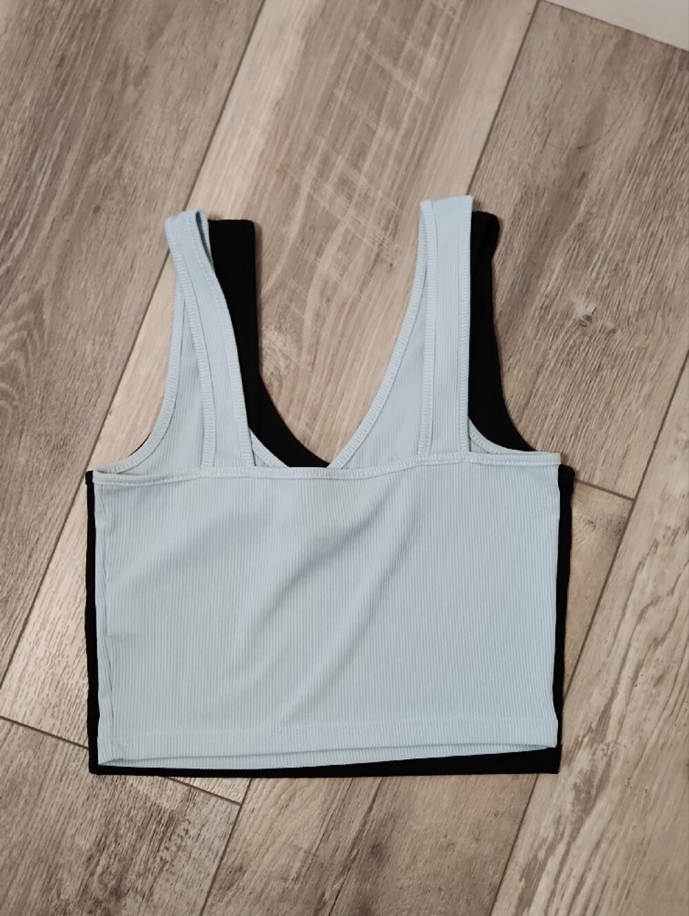 SHEIN Light Blue & Black Ribbed V-Neck Crop Tanks - 2 Pack - Picture 7 of 7